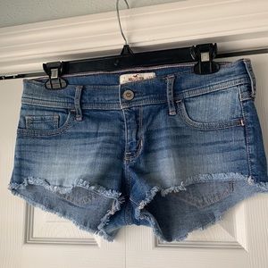 Hollister Jean Cut Off Shorts S5​​